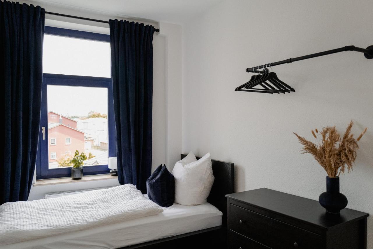 Designoase Fuer 3 Mit Blick Auf Den Wismarer Hafen Exteriör bild